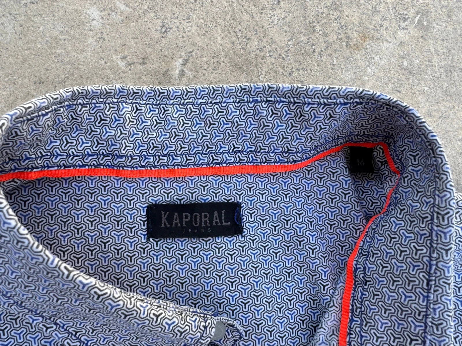 Men's Kaporal shirt in very good condition size M with patterns – photo 4